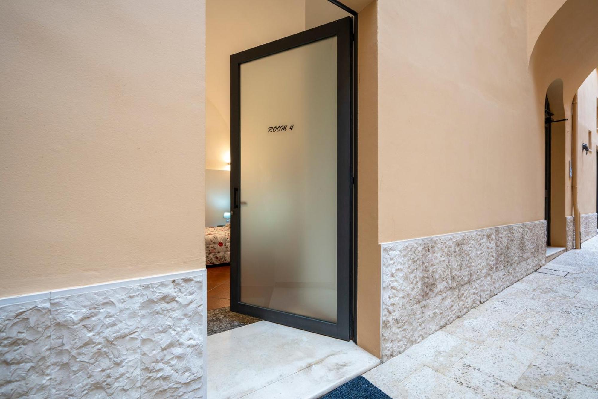 Martinirooms 3,0 Алтамура Стая снимка